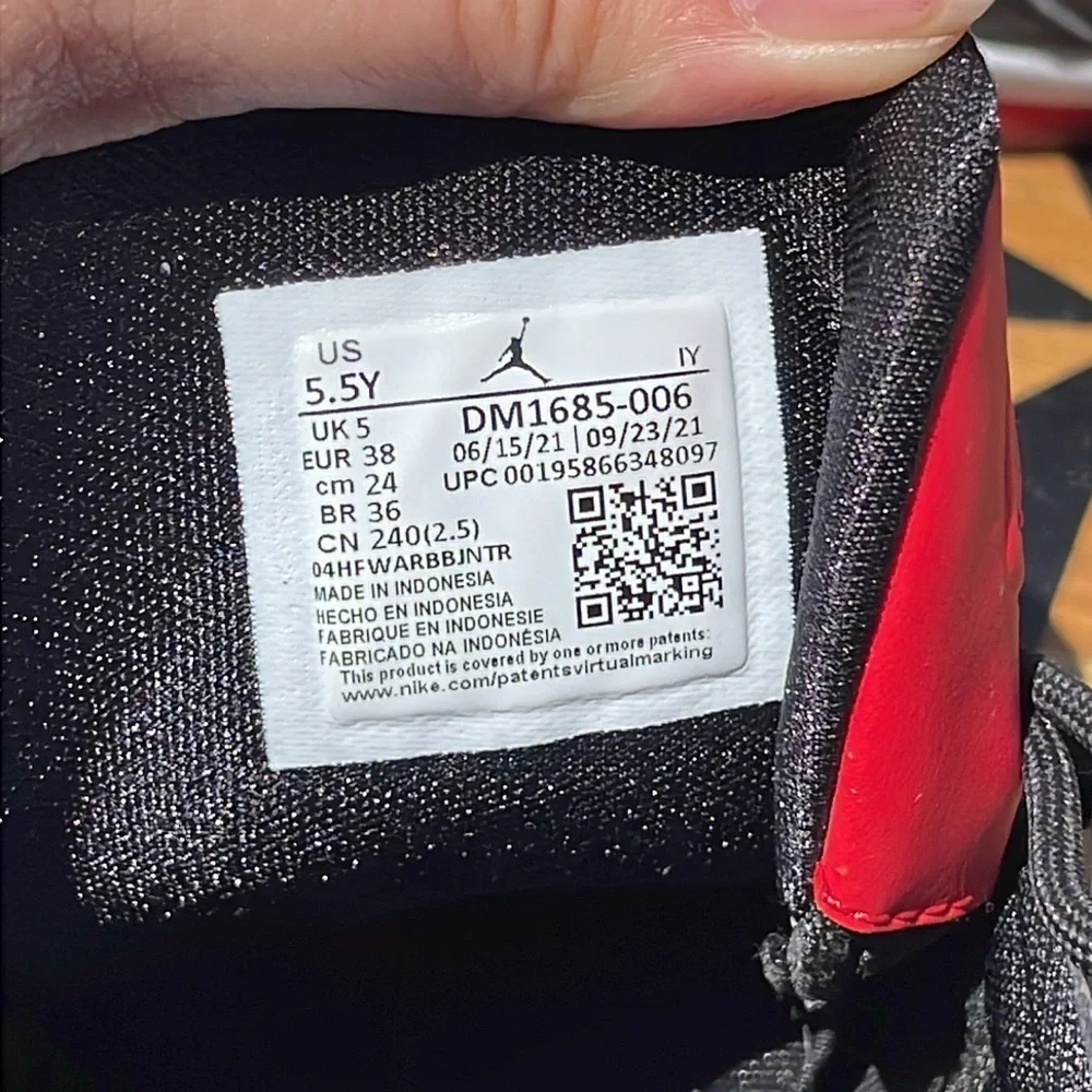 Jordan Flight Club 91 Black University Red White (GS) Size 5.5Y US/38 EU